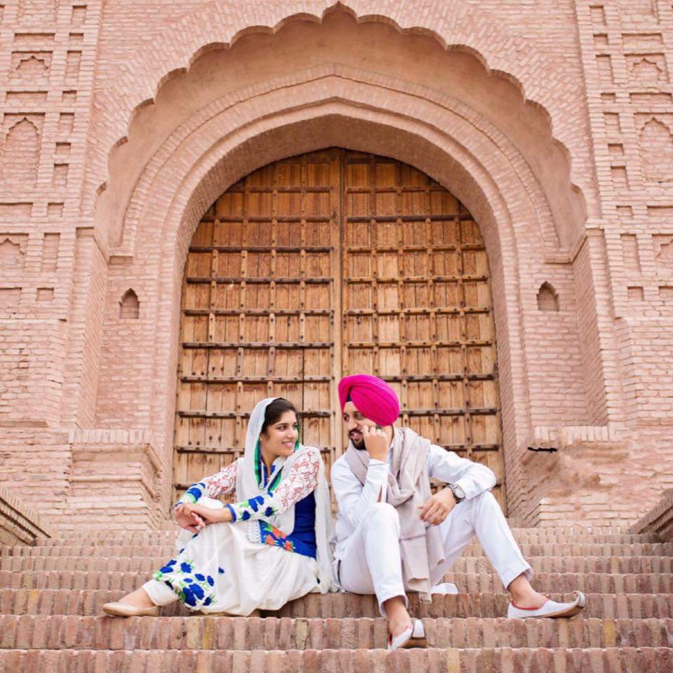COUPLES Pre Wedding pictures of Punjabi couples Pre Wedding pictures of Punjabi couples for wedding rental in Punjab, India